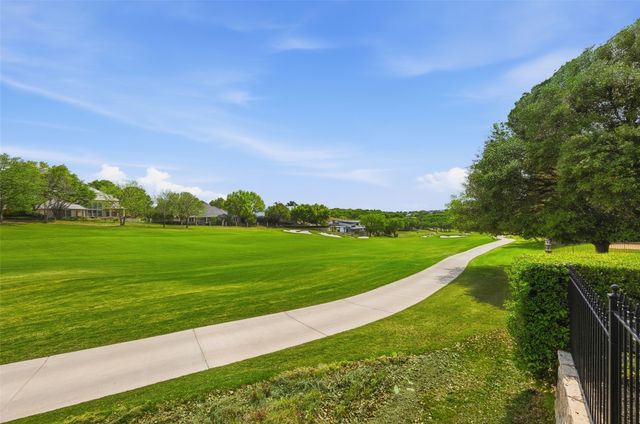 6609 Sahalee Drive, Fort Worth, TX 76132