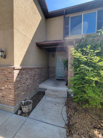 511 S SPANISH FIELDS DR, Spanish Fork, UT 84660