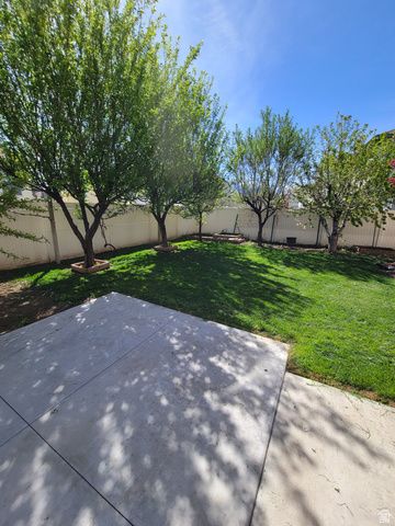 511 S SPANISH FIELDS DR, Spanish Fork, UT 84660
