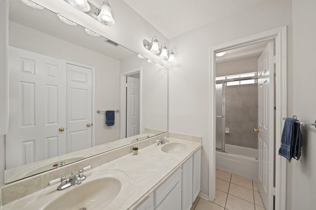 16114 Kintyre Point Road, Houston, TX 77095