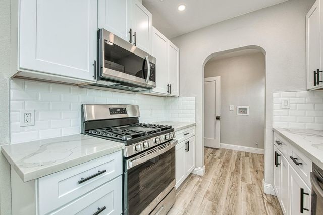 4345 E Iowa Avenue, Fresno, CA 93702