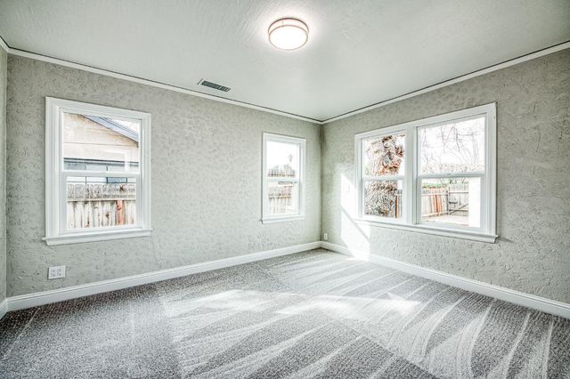 4345 E Iowa Avenue, Fresno, CA 93702