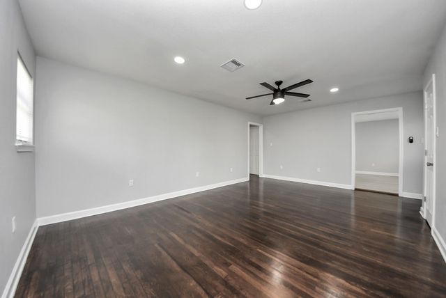 9238 Klondike Street, Houston, TX 77075