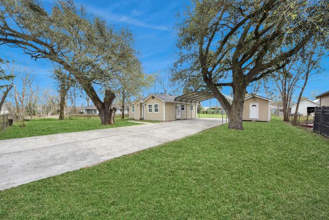 9238 Klondike Street, Houston, TX 77075