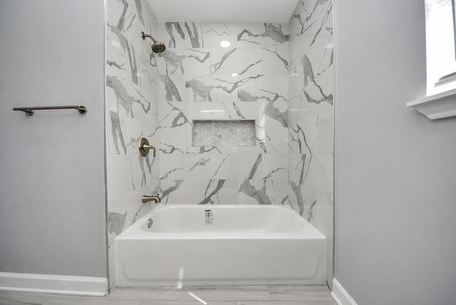 9238 Klondike Street, Houston, TX 77075