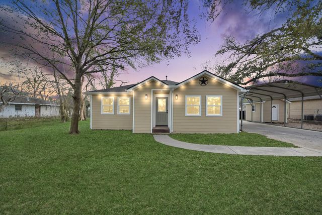 9238 Klondike Street, Houston, TX 77075