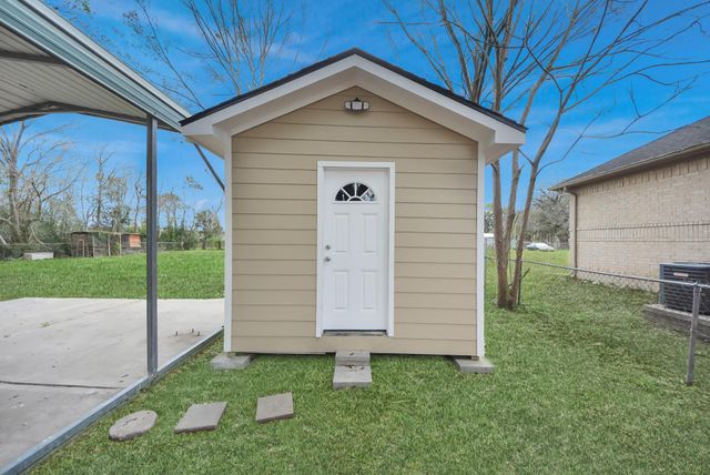 9238 Klondike Street, Houston, TX 77075