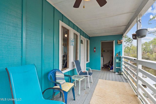 4254 1st Avenue, Bay Saint Louis, MS 39520
