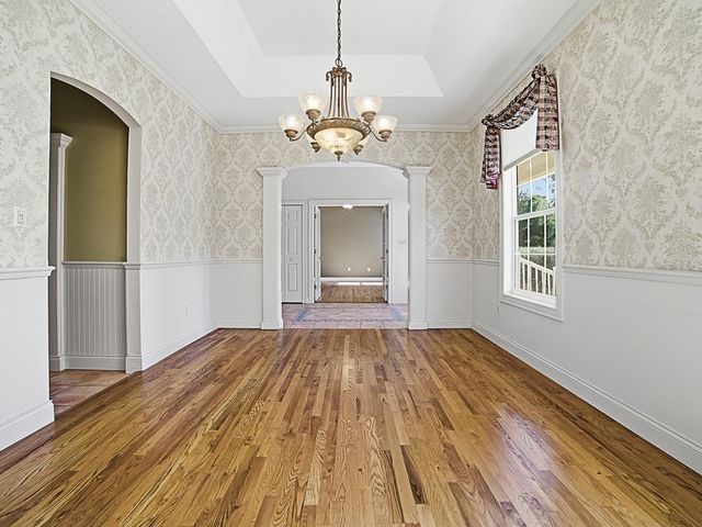 592 CRESCENT STREET, Umatilla, FL 32784