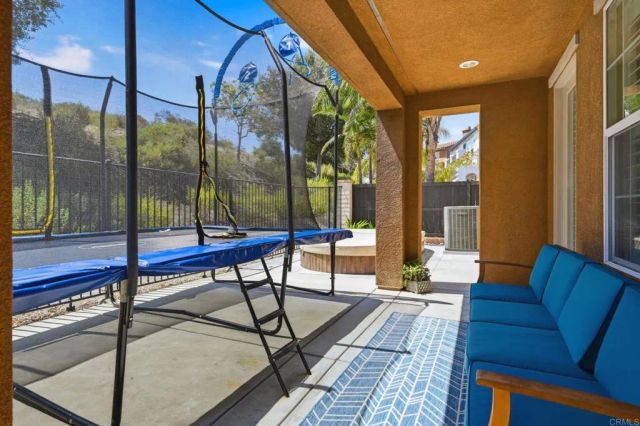 1080 Breakaway Drive, Oceanside, CA 92057