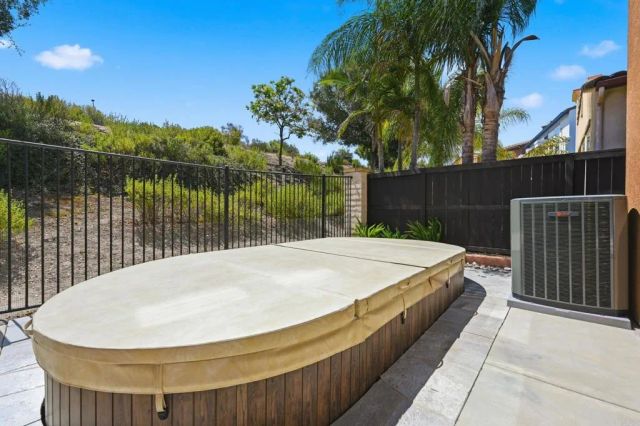 1080 Breakaway Drive, Oceanside, CA 92057