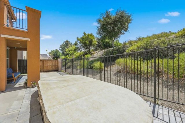 1080 Breakaway Drive, Oceanside, CA 92057