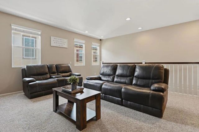 1080 Breakaway Drive, Oceanside, CA 92057