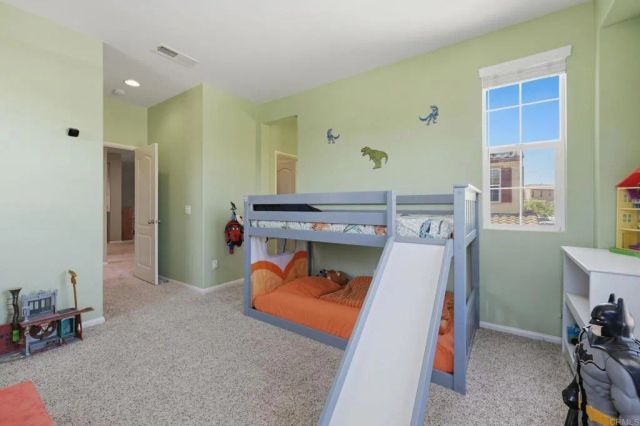 1080 Breakaway Drive, Oceanside, CA 92057