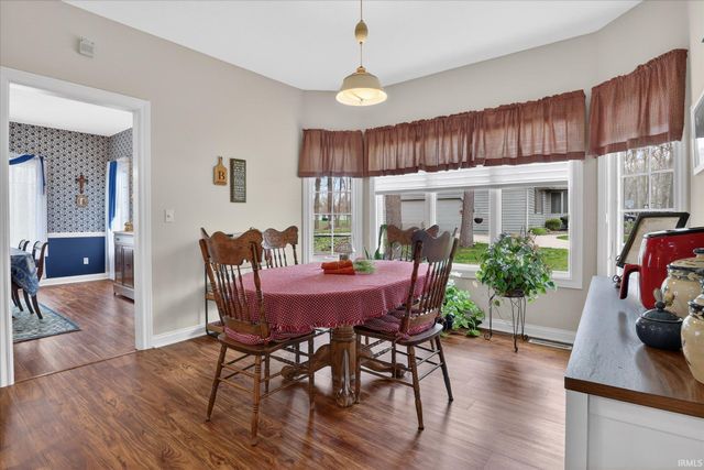 11781 Old Oak Drive, Granger, IN 46530