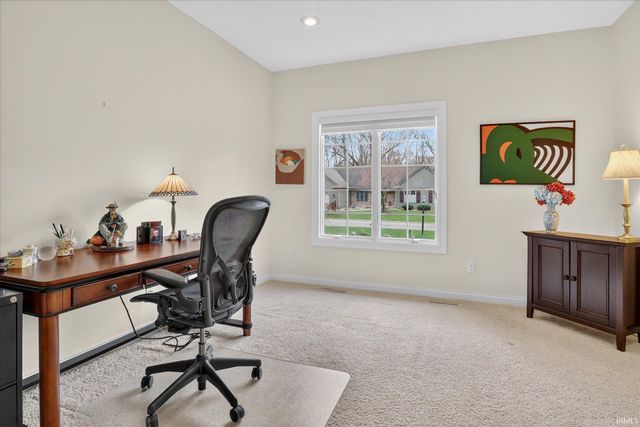 11781 Old Oak Drive, Granger, IN 46530