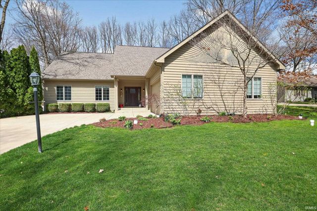 11781 Old Oak Drive, Granger, IN 46530