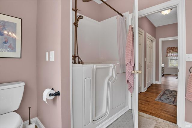 11781 Old Oak Drive, Granger, IN 46530