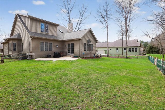 11781 Old Oak Drive, Granger, IN 46530