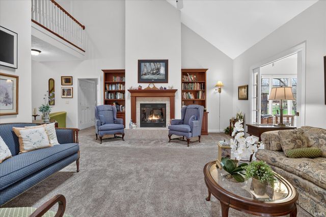 11781 Old Oak Drive, Granger, IN 46530