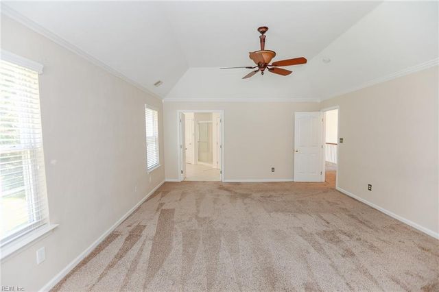 1813 Laurel Oak LN, Virginia Beach, VA 23453