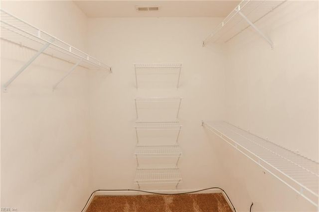 1813 Laurel Oak LN, Virginia Beach, VA 23453