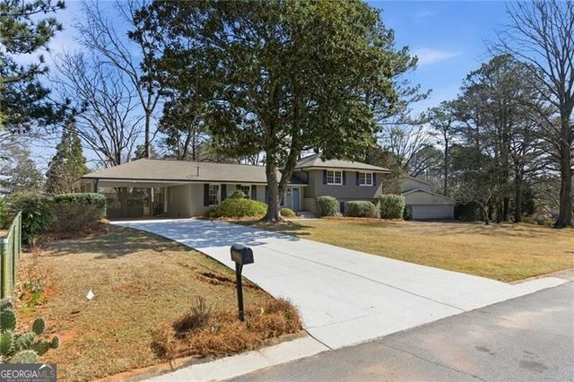 3055 Saint Helena Drive, Tucker, GA 30084