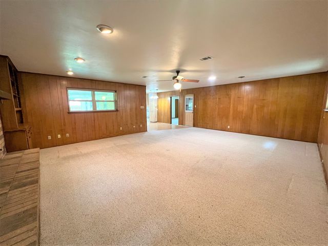 6753 Briley Drive, North Richland Hills, TX 76180