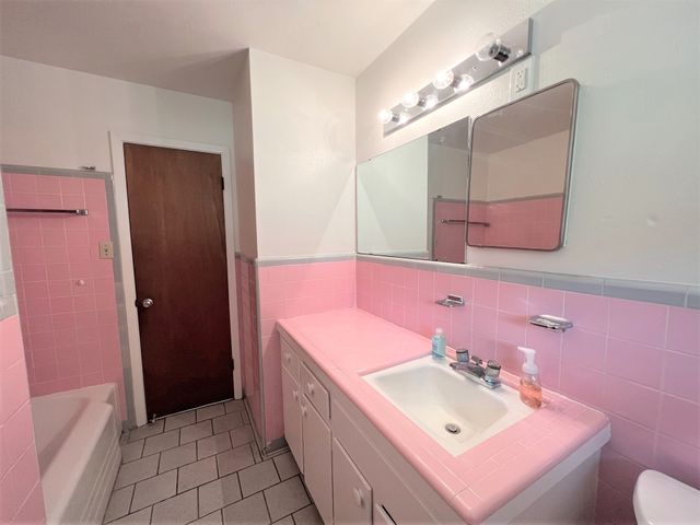 6753 Briley Drive, North Richland Hills, TX 76180