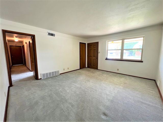 6753 Briley Drive, North Richland Hills, TX 76180