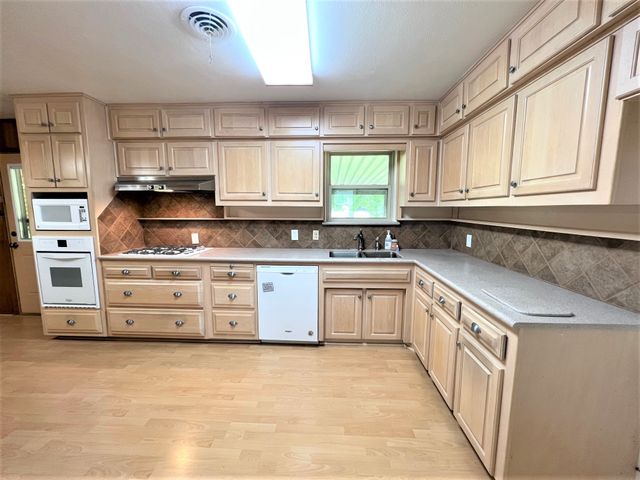 6753 Briley Drive, North Richland Hills, TX 76180