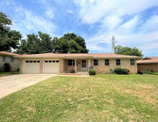 6753 Briley Drive, North Richland Hills, TX 76180