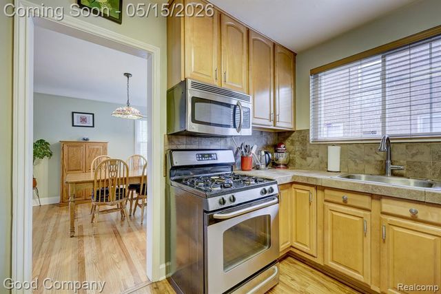 430 S Edison Avenue, Royal Oak, MI 48067