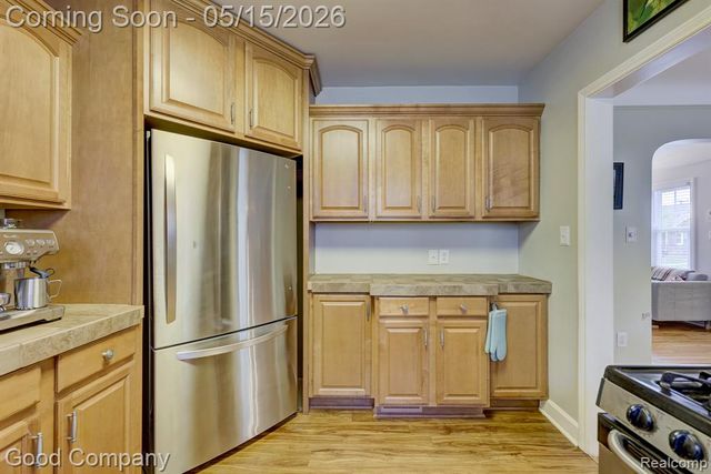 430 S Edison Avenue, Royal Oak, MI 48067