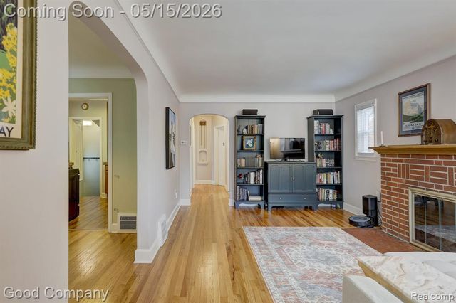 430 S Edison Avenue, Royal Oak, MI 48067