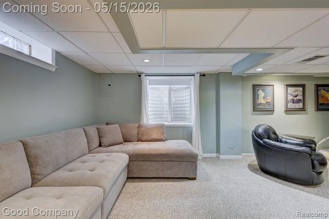 430 S Edison Avenue, Royal Oak, MI 48067
