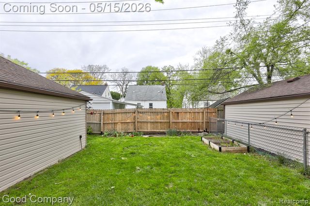 430 S Edison Avenue, Royal Oak, MI 48067