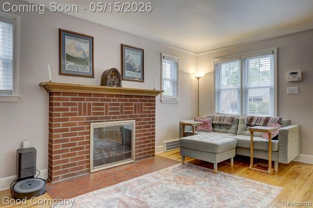 430 S Edison Avenue, Royal Oak, MI 48067