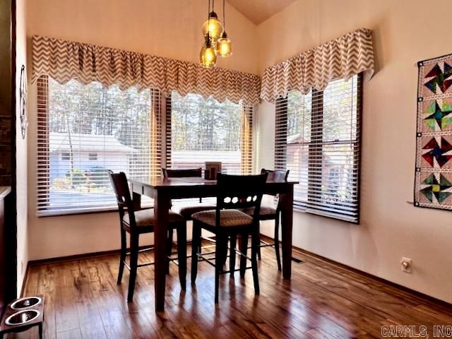 2 Balenciaga Way, Hot Springs Village, AR 71909