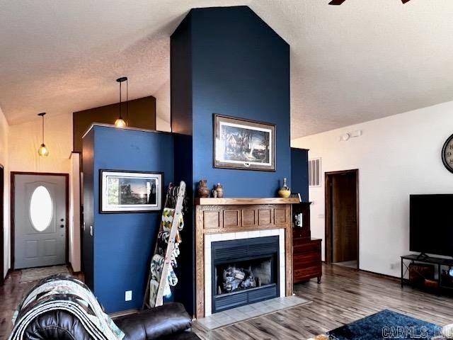 2 Balenciaga Way, Hot Springs Village, AR 71909