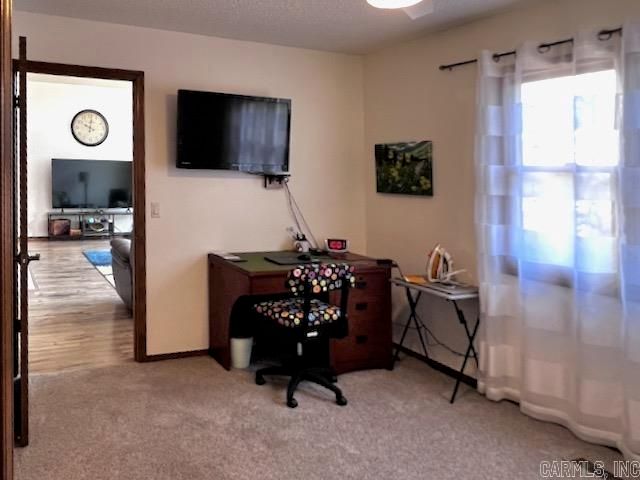 2 Balenciaga Way, Hot Springs Village, AR 71909