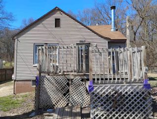 5617 W RT 24 BYPASS Street, Peoria, IL 61607