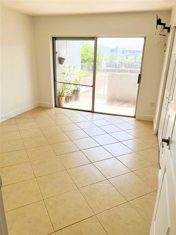 6195 W 18th Avenue G214, Hialeah, FL 33012