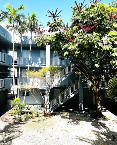 6195 W 18th Avenue G214, Hialeah, FL 33012