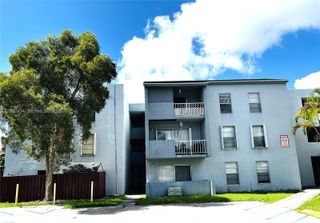 6195 W 18th Avenue G214, Hialeah, FL 33012