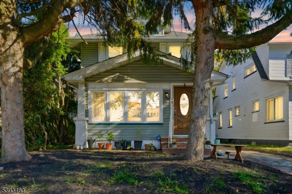 29 Enfield Ave, Montclair Twp., NJ 07042