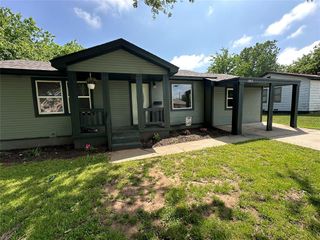 3912 SE 10th Place, Del City, OK 73115