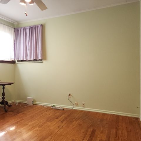 4605 W 84th Place, Chicago, IL 60652