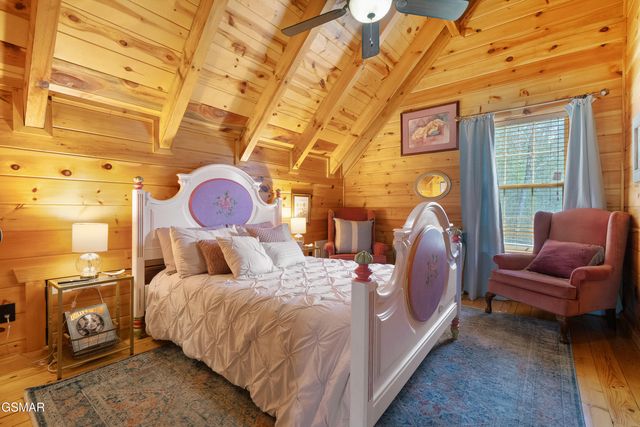 1238 Mossy Cove Way, Sevierville, TN 37876