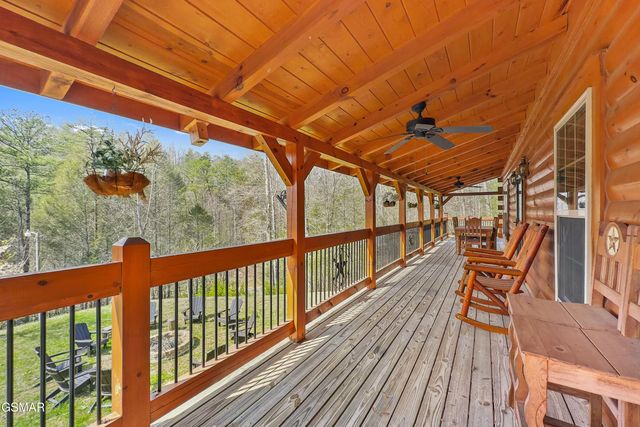 1238 Mossy Cove Way, Sevierville, TN 37876